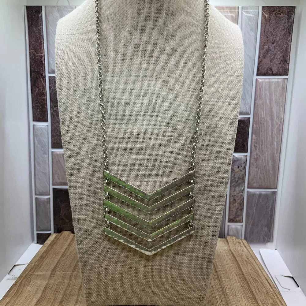 Lucky Brand Silver Tone Chevron Chain Necklace